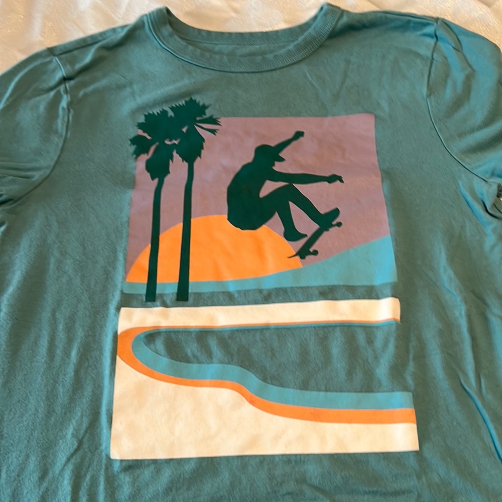 Used boys gap T-shirt